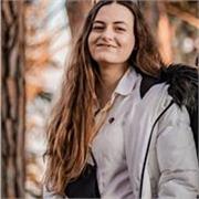 Chica estudiante para dar clases de química, matematicas (hasta 1ro de ESO) i termodinamica a jovenes y niños